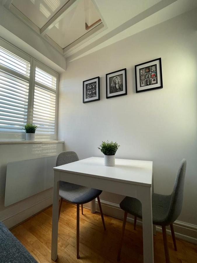 Tanya'S Flat-Lovely 1 Bed In The Heart Of Central Londra Esterno foto
